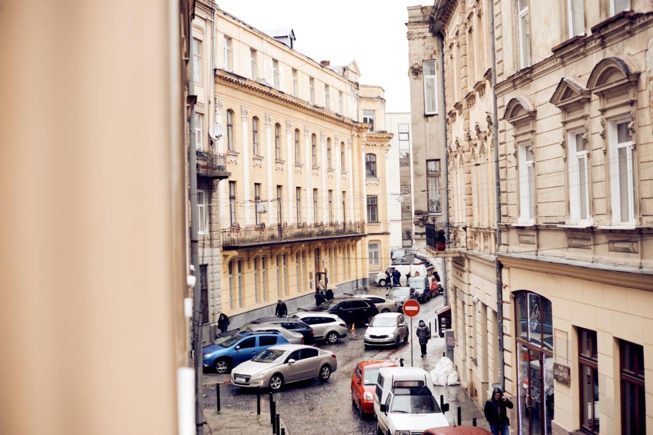 Apartments Near Potocki Palace Lemberg Exterior foto